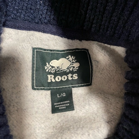 Women’s Roots Turtleneck Sweater - Picture 4 of 5